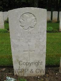 Etaples Military Cemetery - McDonald, Garret